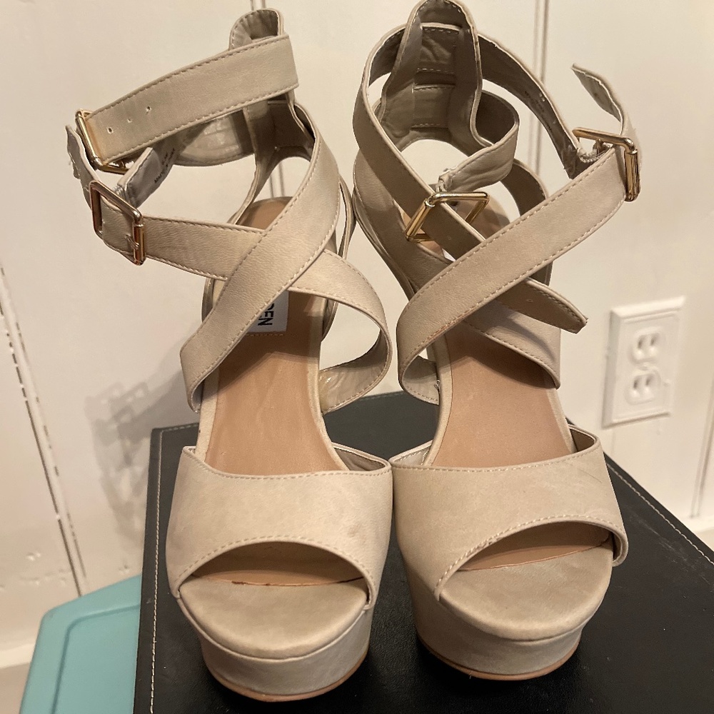 Steve Madden wedges